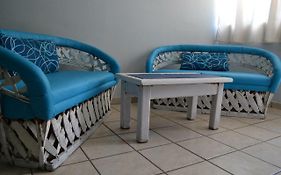 Hotel y Suites Los Alcatraces
